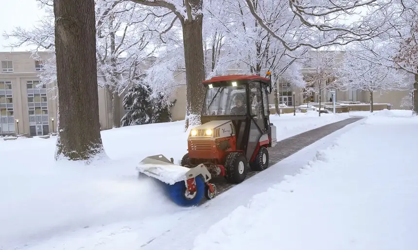 Professional Sidewalk Snow Plow Albany NY Services