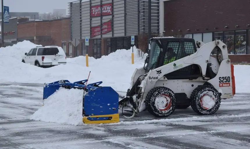 Commercial Parking Lot Plowing Image 3